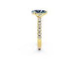 Yellow gold Pear Cut Aquamarine Solitaire Pavé Band with Four-Prong Setting_2