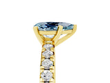 Yellow gold Pear Cut Aquamarine Solitaire Pavé Engagement Ring with Round Band and Prong Setting_71