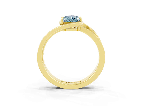 Yellow gold Pear Cut Aquamarine Solitaire Ring with Split Shank and Prong Setting