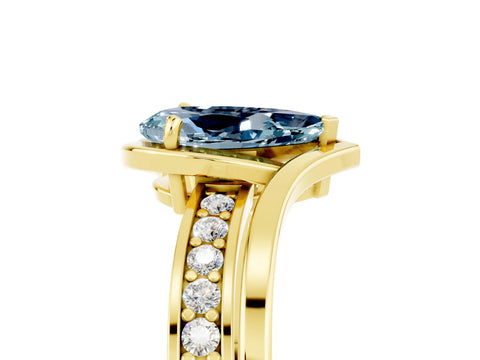 Yellow gold Pear Cut Aquamarine Solitaire Ring with Split Shank and Prong Setting_5