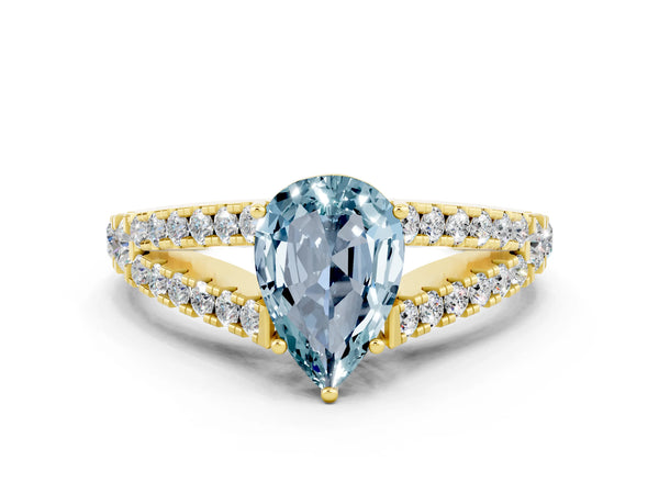 Yellow gold Pear Cut Aquamarine Split Shank Pavé Engagement Ring with Four-Prong Setting