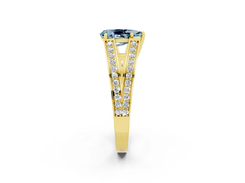 Yellow gold Pear Cut Aquamarine Split Shank Ring with Pavé Band and Four-Prong Setting_2