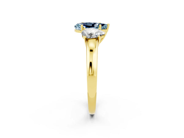 Yellow gold Pear Cut Aquamarine Three-Stone Ring with Four-Prong Setting and Classic Band