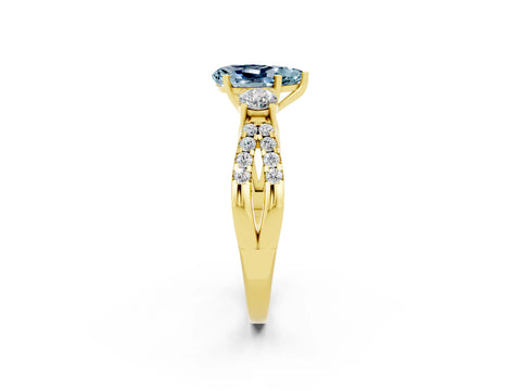 Yellow gold Pear Cut Aquamarine Three-Stone Ring with Pavé Split Shank and Four-Prong Setting_14