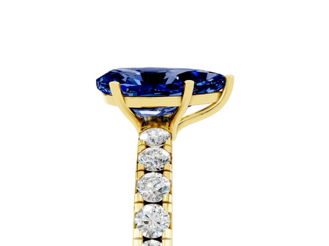 Yellow gold Pear Cut Blue Sapphire Pavé Solitaire Engagement Ring with Four-Prong Setting_17