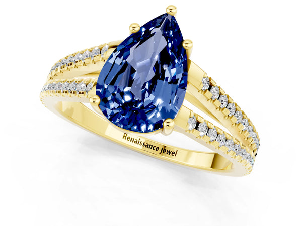 Yellow gold Pear Cut Blue Sapphire Solitaire Engagement Ring with Split Shank Pavé Band