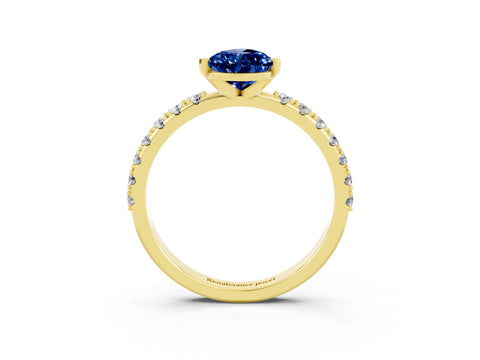 Yellow gold Pear Cut Blue Sapphire Solitaire Pavé Band with Four-Prong Setting_3