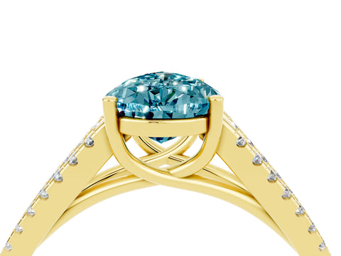 Yellow gold Pear Cut Blue Topaz Solitaire Engagement Ring with Split Shank Pavé Band_4