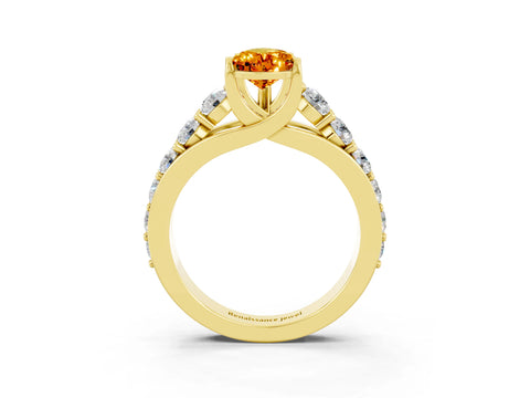 Yellow gold Pear Cut Citrine Engagement Ring with Pavé Band and Four-Prong Setting_3