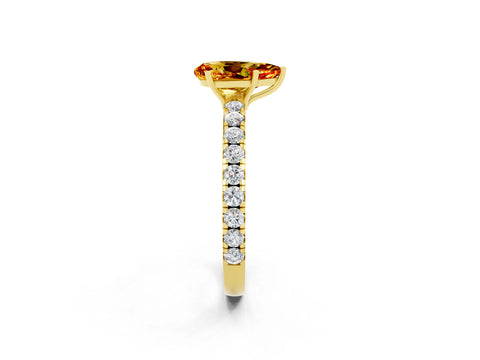Yellow gold Pear Cut Citrine Pavé Solitaire Engagement Ring with Four-Prong Setting_14