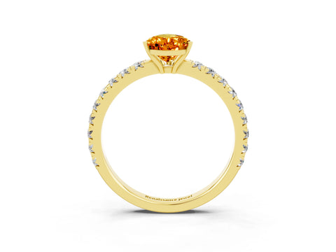 Yellow gold Pear Cut Citrine Pavé Solitaire Engagement Ring with Four-Prong Setting_15