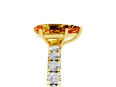 Yellow gold Pear Cut Citrine Pavé Solitaire Engagement Ring with Four-Prong Setting_17
