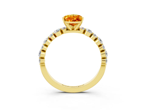 Yellow gold Pear Cut Citrine Prong Set Engagement Ring with Pavé Band_3