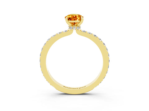Yellow gold Pear Cut Citrine Ring with Pavé Band and Four-Prong Setting_3