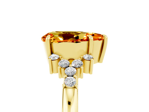 Yellow gold Pear Cut Citrine Ring with Side Stones and Four-Prong Setting_41