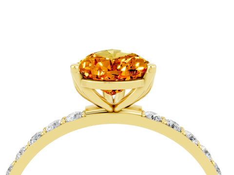 Yellow gold Pear Cut Citrine Solitaire Engagement Ring with Pavé Band and Prong Setting_4