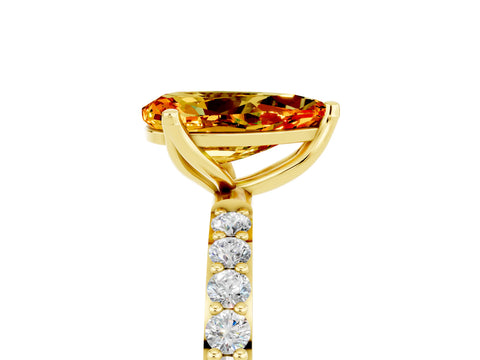 Yellow gold Pear Cut Citrine Solitaire Engagement Ring with Pavé Band and Prong Setting_5