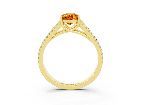Yellow gold Pear Cut Citrine Solitaire Engagement Ring with Split Shank Pavé Band_3