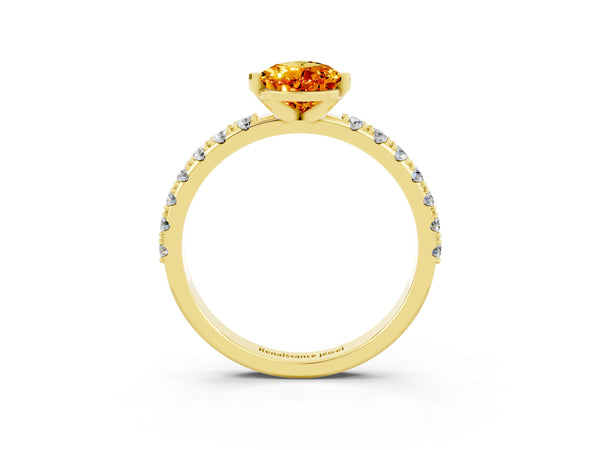 Yellow gold Pear Cut Citrine Solitaire Pavé Band with Four-Prong Setting