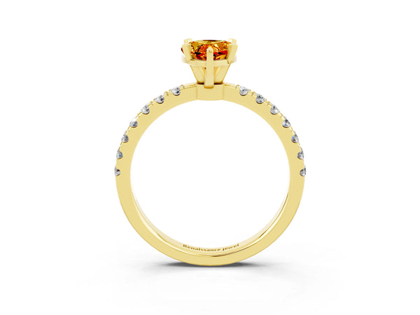 Yellow gold Pear Cut Citrine Solitaire Ring with Pavé Accents and Four-Prong Setting