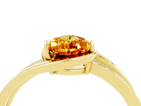 Yellow gold Pear Cut Citrine Solitaire Ring with Split Shank and Prong Setting_4