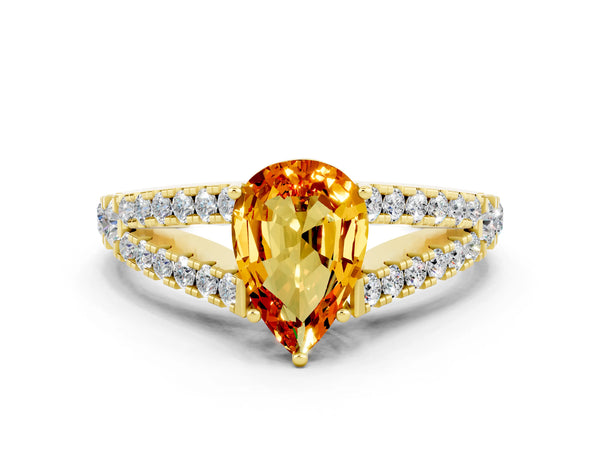 Yellow gold Pear Cut Citrine Split Shank Pavé Engagement Ring with Four-Prong Setting