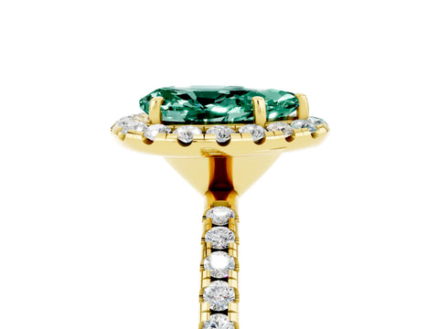 Yellow gold Pear Cut Cut Diamond Floral Halo Engagement Ring with Pavé Band and Prong Setting_5