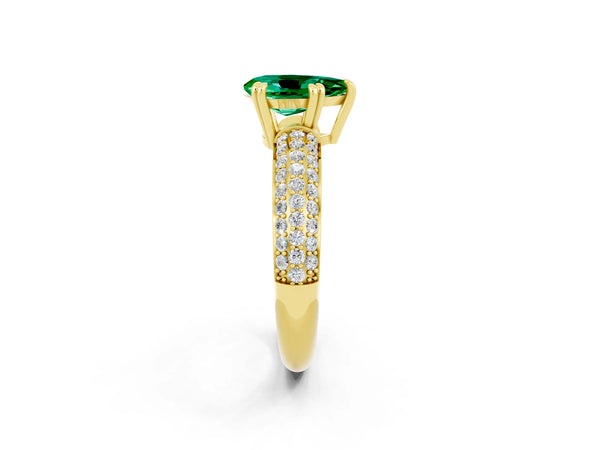 Yellow gold Pear Cut Emerald Vintage Milgrain Ring with Round  Stations