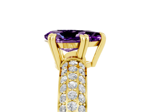 Yellow gold Pear Cut Cut Diamond Milgrain Marquise Band with Prong Setting_5