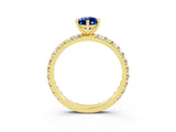 Yellow gold Pear Cut Cut Diamond Pavé Band with Four-Prong Setting_3