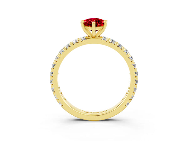 Yellow gold Pear Cut Cut Diamond Pavé Band with Four-Prong Setting
