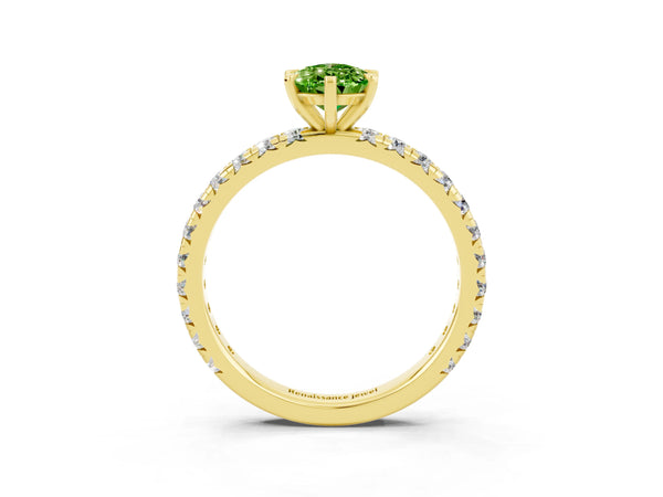 Yellow gold Pear Cut Cut Diamond Pavé Band with Four-Prong Setting