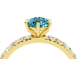 Yellow gold Pear Cut Cut Diamond Pavé Band with Four-Prong Setting_4