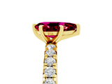 Yellow gold Pear Cut Cut Diamond Pavé Band with Four-Prong Setting_5