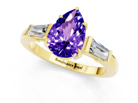 Yellow gold Pear Cut Cut Diamond Ring with Tapered Baguette Side Stones in Four-Prong Setting_1