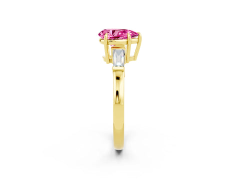 Yellow gold Pear Cut Cut Diamond Ring with Tapered Baguette Side Stones in Four-Prong Setting_2