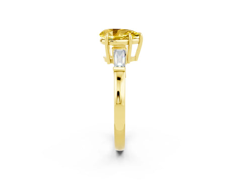 Yellow gold Pear Cut Cut Diamond Ring with Tapered Baguette Side Stones in Four-Prong Setting_2