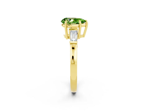 Yellow gold Pear Cut Cut Diamond Ring with Tapered Baguette Side Stones in Four-Prong Setting_2