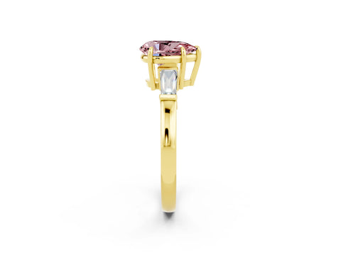Yellow gold Pear Cut Cut Diamond Ring with Tapered Baguette Side Stones in Four-Prong Setting_2