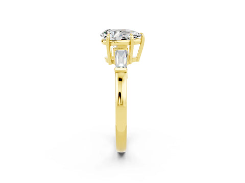 Yellow gold Pear Cut Cut Diamond Ring with Tapered Baguette Side Stones in Four-Prong Setting_2