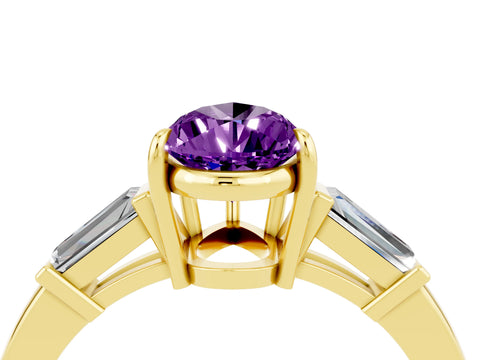 Yellow gold Pear Cut Cut Diamond Ring with Tapered Baguette Side Stones in Four-Prong Setting_4