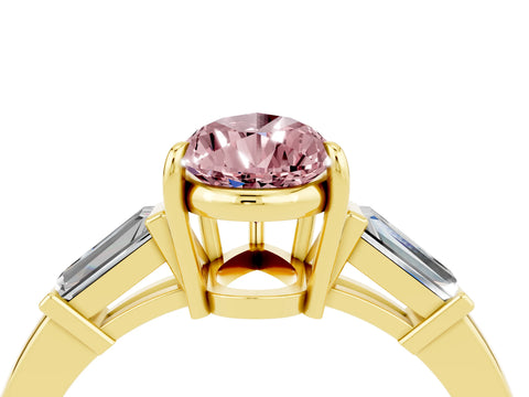Yellow gold Pear Cut Cut Diamond Ring with Tapered Baguette Side Stones in Four-Prong Setting_4
