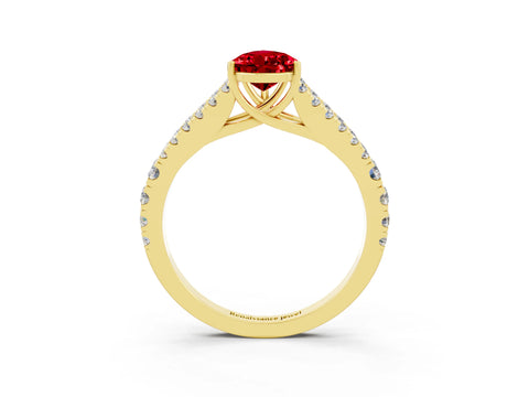 Yellow gold Pear Cut Cut Split Shank Pave Diamond Engagement Ring with Four-Prong Setting_3