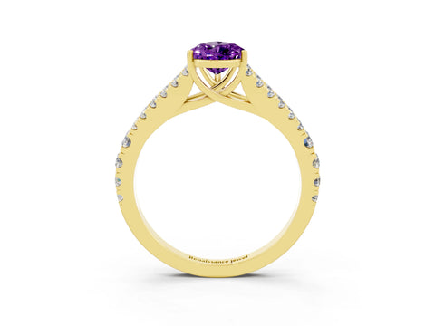 Yellow gold Pear Cut Cut Split Shank Pave Diamond Engagement Ring with Four-Prong Setting_3