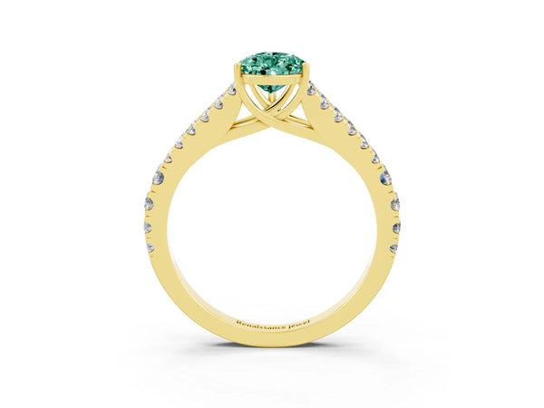Yellow gold Pear Cut Green Sapphire Split Shank Engagement Ring with Round Pavé and Prong Setting