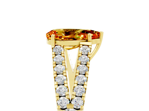 Yellow gold Pear Cut Cut Split Shank Pave Diamond Engagement Ring with Four-Prong Setting_5