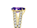 Yellow gold Pear Cut Cut Split Shank Pave Diamond Engagement Ring with Four-Prong Setting_5