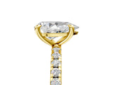 Yellow gold Pear Cut Diamond Brilliant Solitaire Ring with Pavé Band and Four-Prong Setting_32