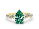 Yellow gold Pear Cut Diamond Cluster Pavé Band with Four-Prong Setting