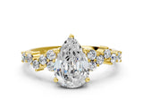 Yellow gold Pear Cut Diamond Cluster Pavé Band with Four-Prong Setting_12